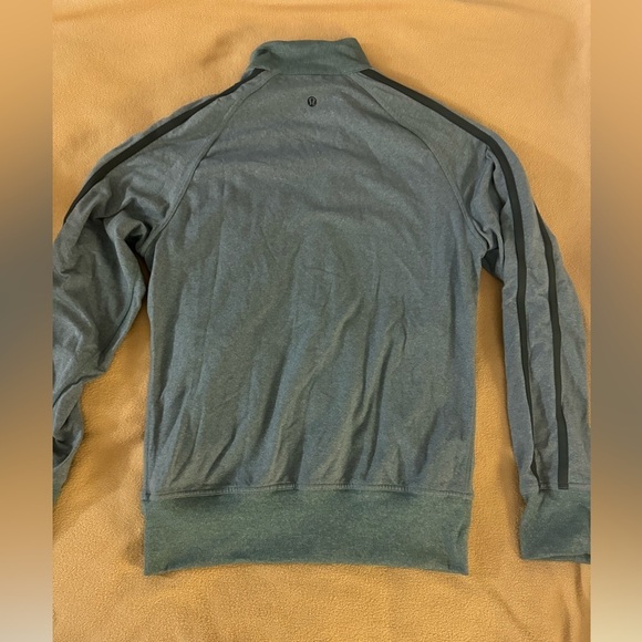 Lululemon Kung Fu Jacket - Picture 3 of 12